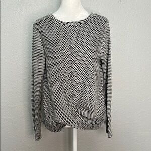 BCX Twist Front Long Sleeve Top Size Medium